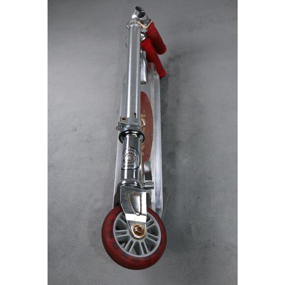 Razor A Kick Scooter Silver Aluminum Folding Scooter Fully Functional Red Grips - Picture 8 of 11